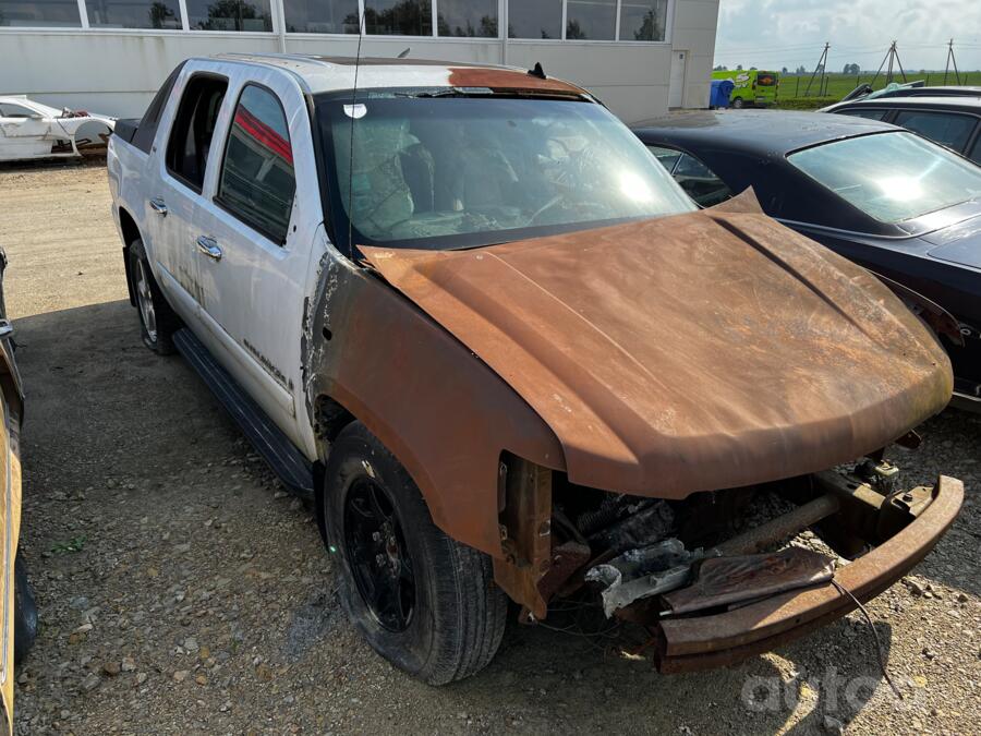 Chevrolet Avalanche 1 generation Pickup