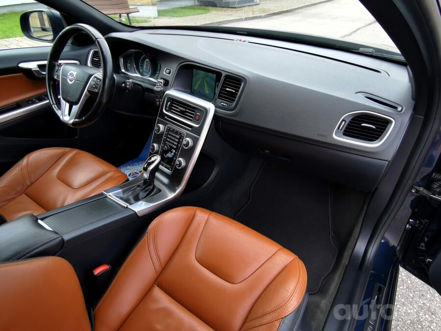 Volvo V60 1 generation wagon