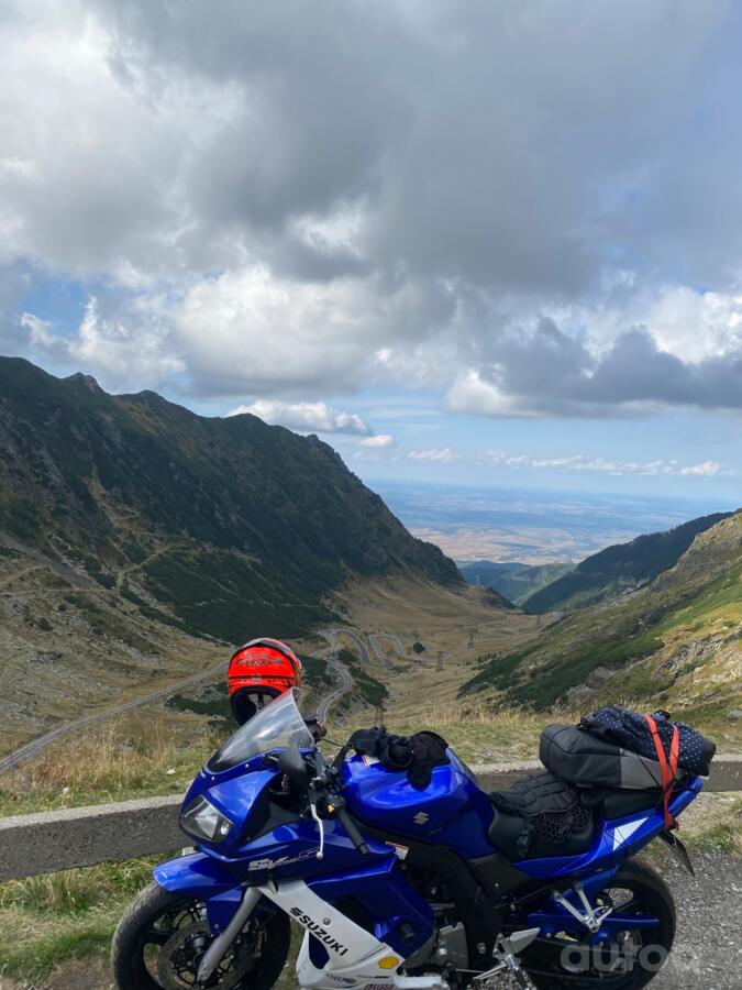 Suzuki SV
