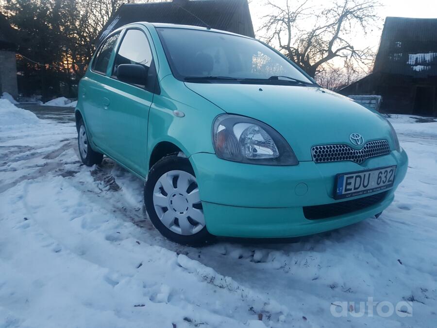 Toyota Yaris 1 generation