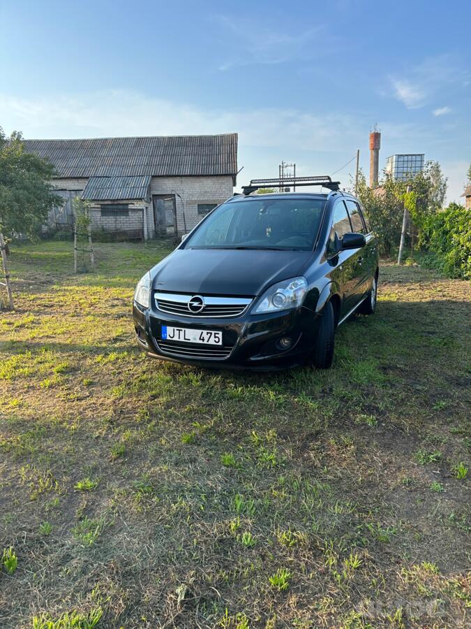 Opel Zafira B [restyling]
