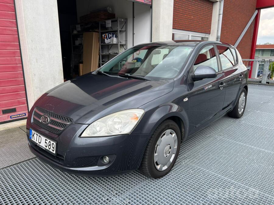 Kia Cee'd 1 generation Hatchback 5-doors