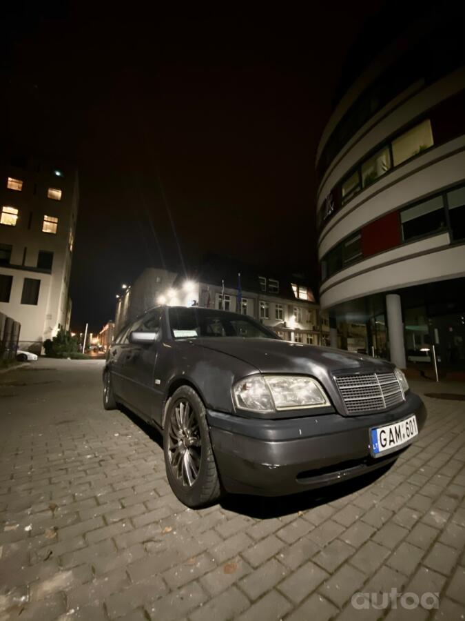 Mercedes-Benz C-Class W202/S202 wagon
