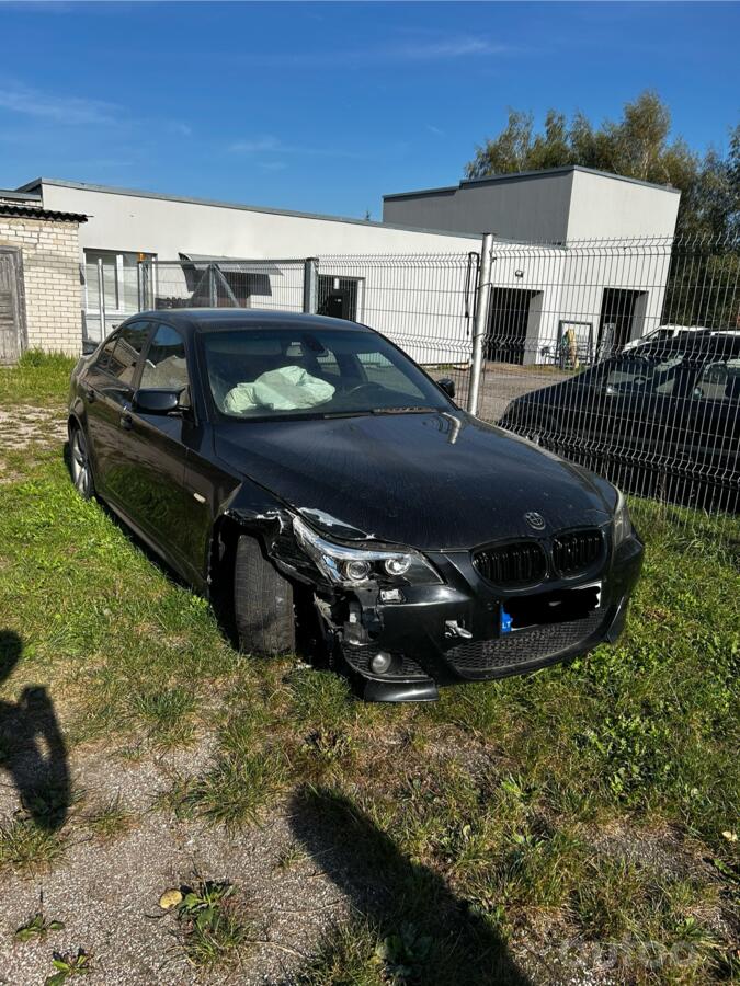 BMW 5 Series E60/E61 Sedan