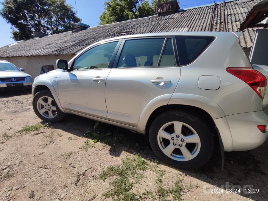 Toyota RAV4 3 generation Crossover