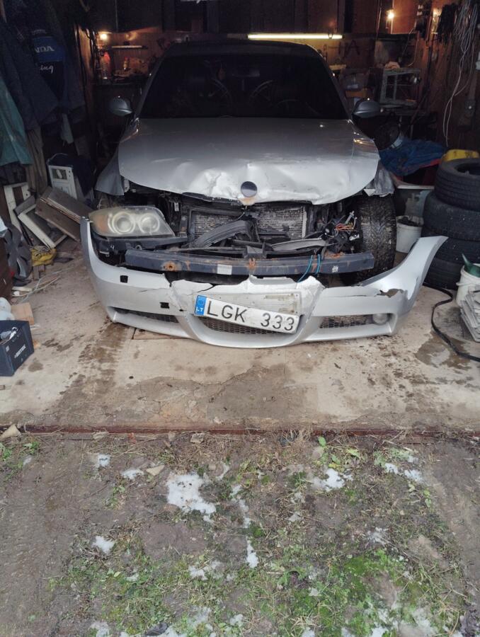 BMW 3 Series E90/E91/E92/E93 Sedan