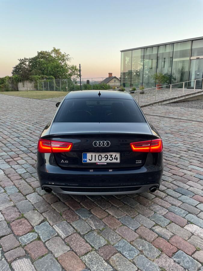 Audi A6 4G/C7 Sedan