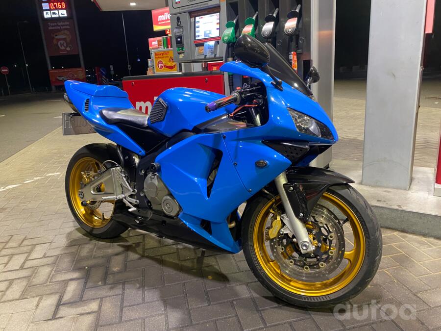 Honda CBR