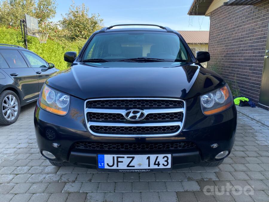 Hyundai Santa Fe CM Crossover