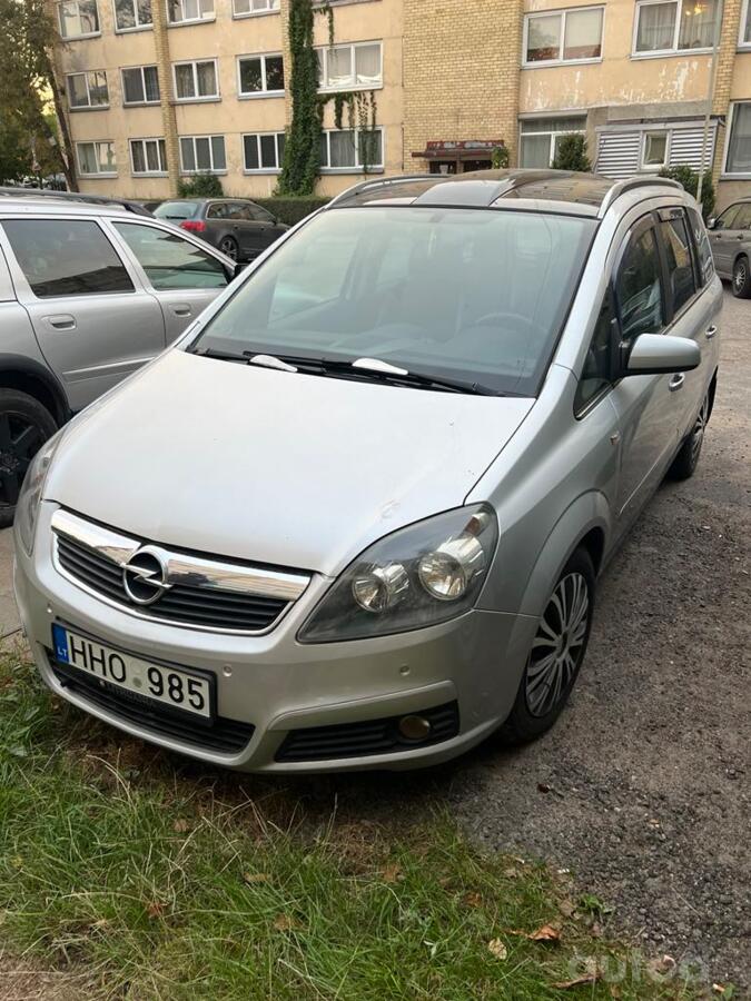 Opel Zafira B Minivan 5-doors