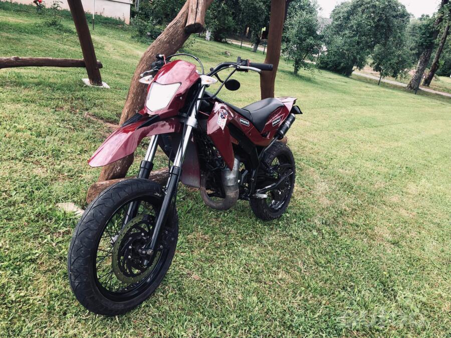Aprilia SX