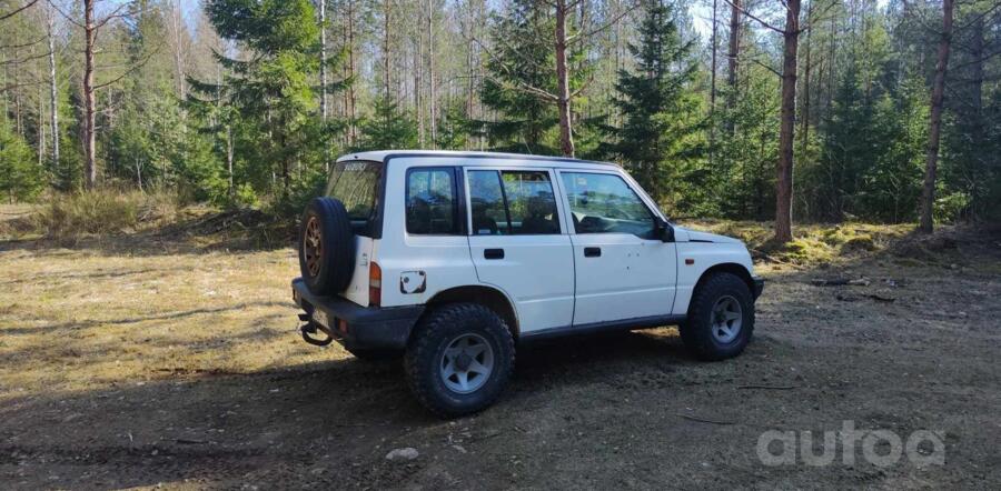 Suzuki Vitara 1 generation