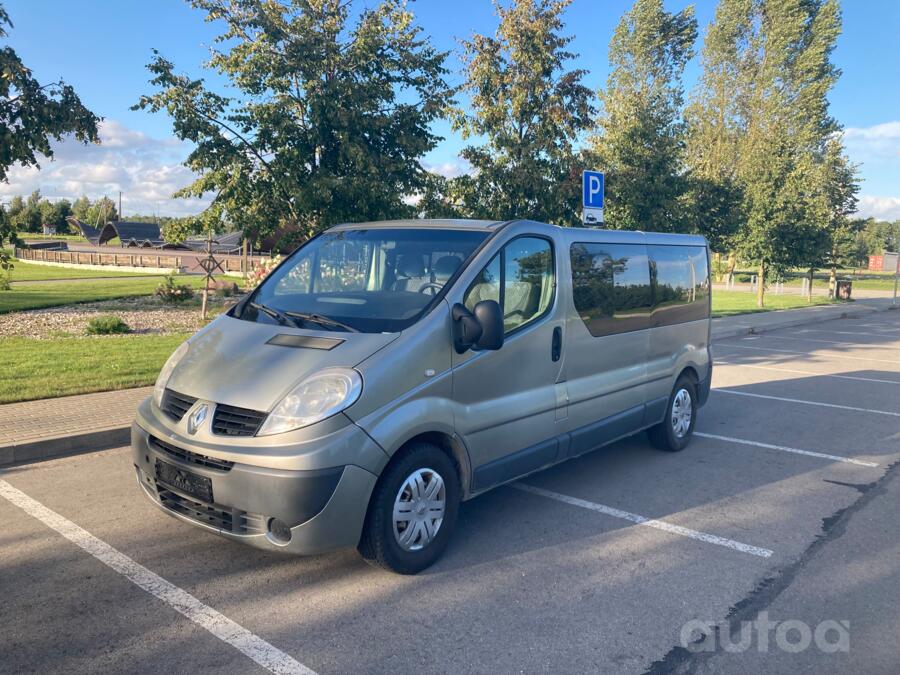 Renault Trafic 2 generation Minivan
