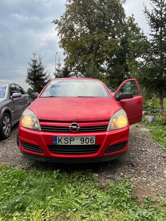 Opel Astra H Hatchback