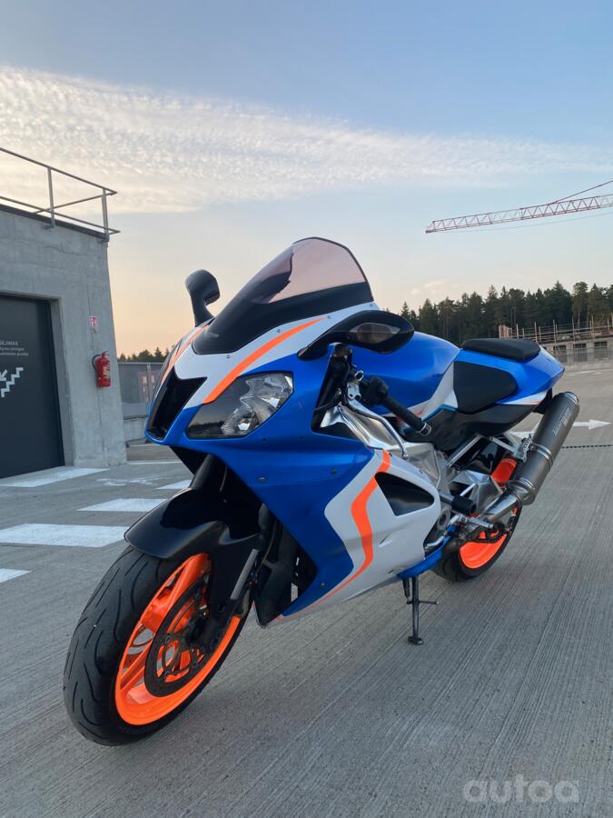 Aprilia RSV