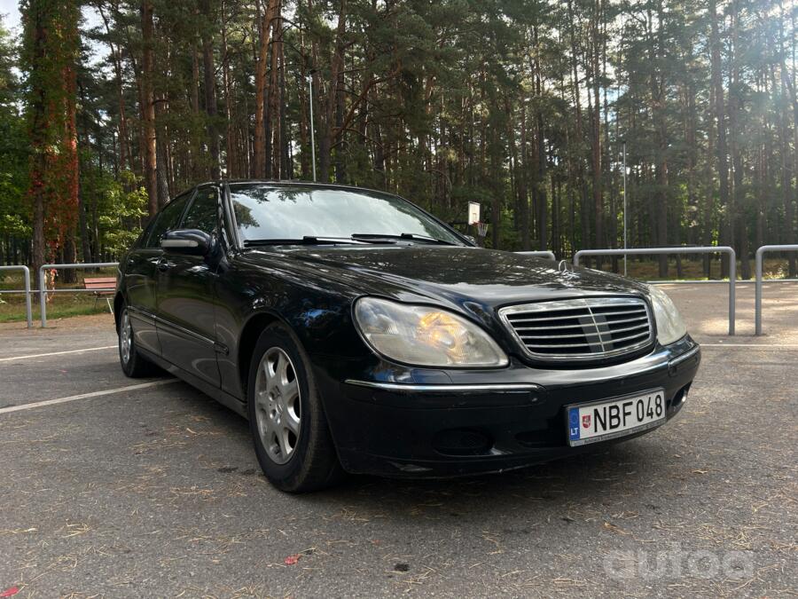 Mercedes-Benz S-Class W220 Sedan Long