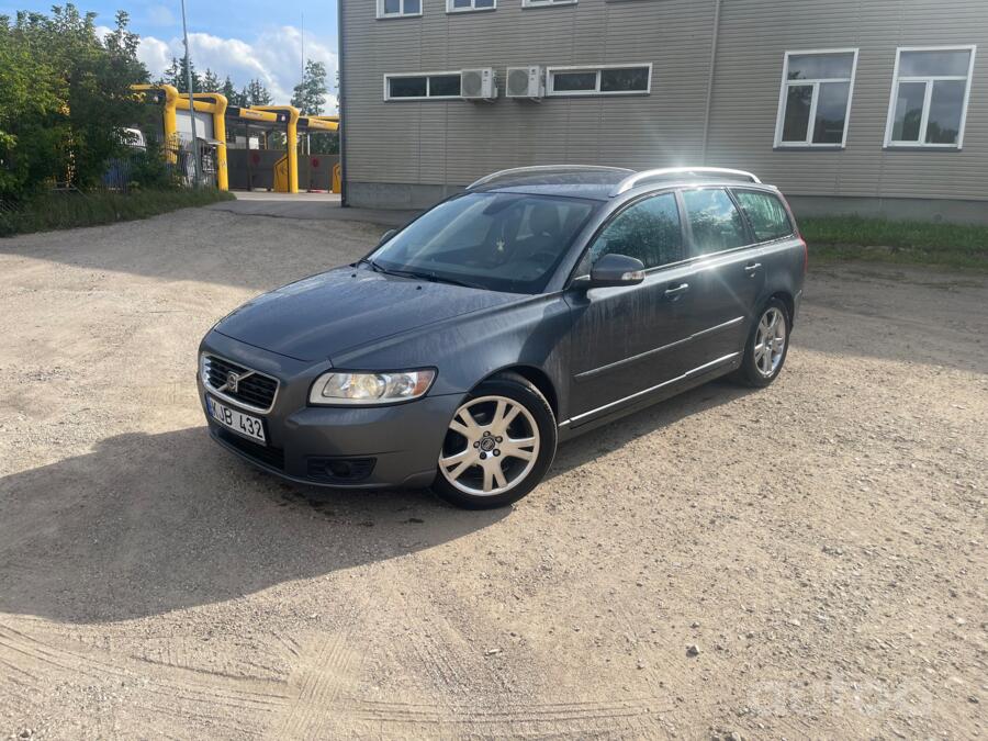 Volvo V50 1 generation [restyling]