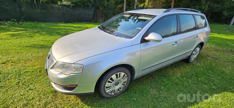 Volkswagen Passat B6 wagon 5-doors