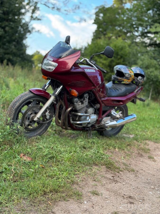 Yamaha XJ
