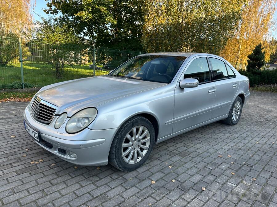 Mercedes-Benz E-Class W211 Sedan