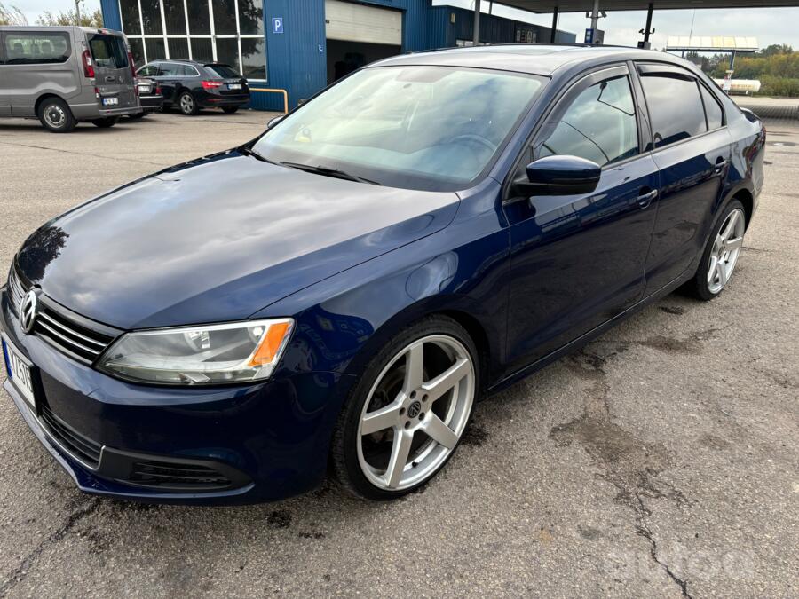 Volkswagen Jetta 6 generation Sedan
