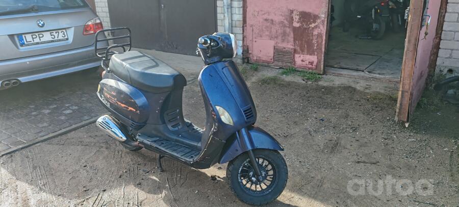 Vespa 50