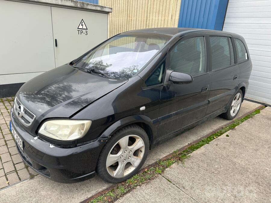 Opel Zafira A [restyling] OPC minivan 5-doors