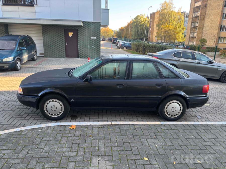 Audi 80