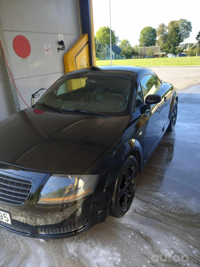 Audi TT 8N Coupe