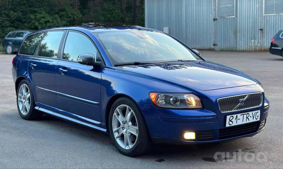 Volvo V50