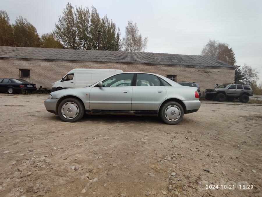 Audi A4 B5 Sedan