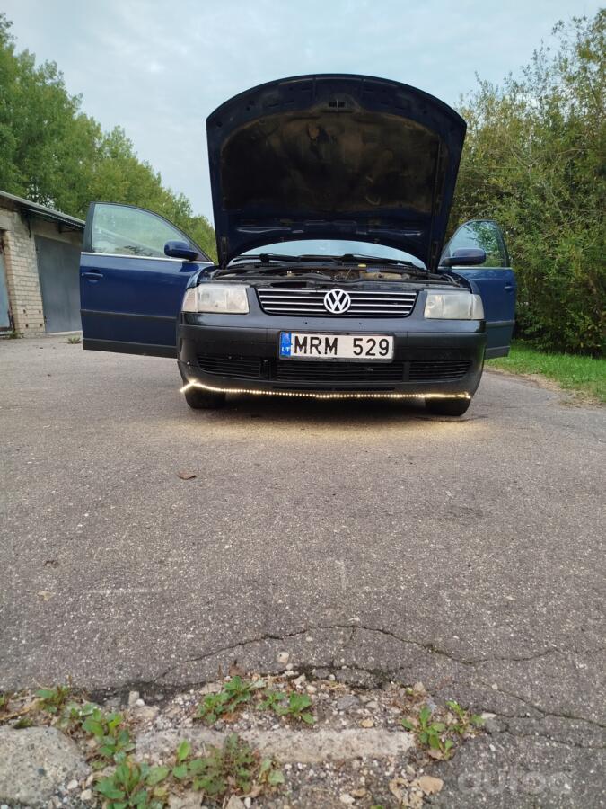 Volkswagen Passat B5 Sedan 4-doors