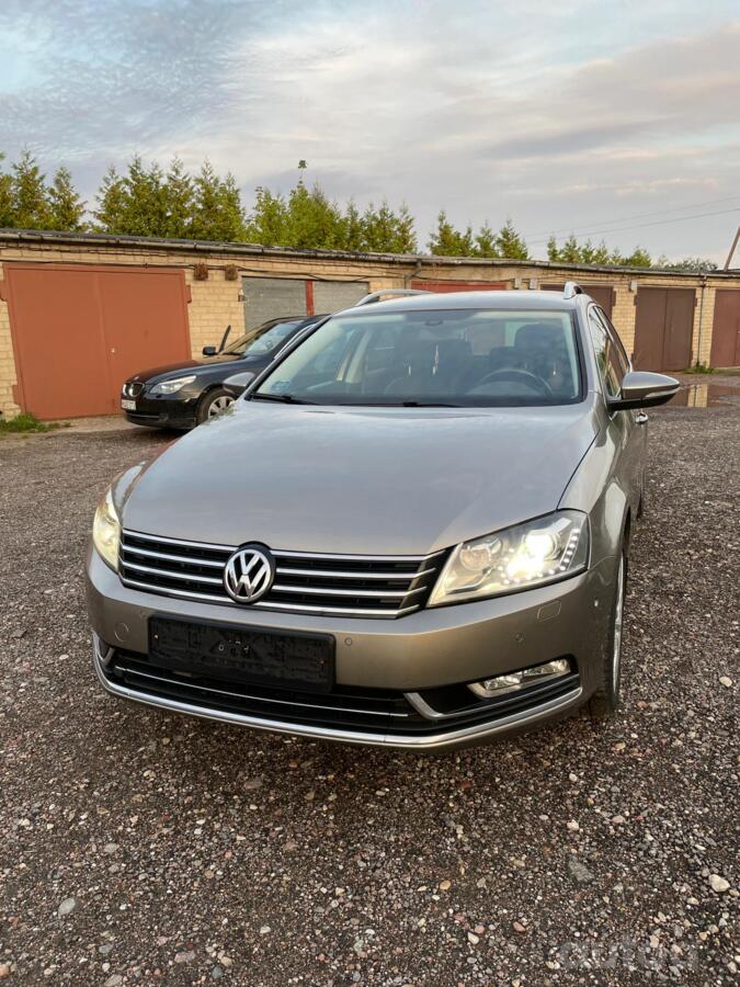 Volkswagen Passat B7 Variant wagon 5-doors