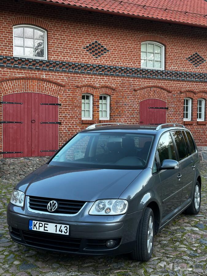 Volkswagen Touran 1 generation Minivan