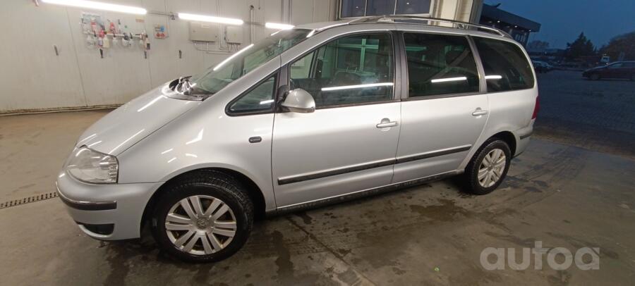Volkswagen Sharan 1 generation [2th restyling] Minivan