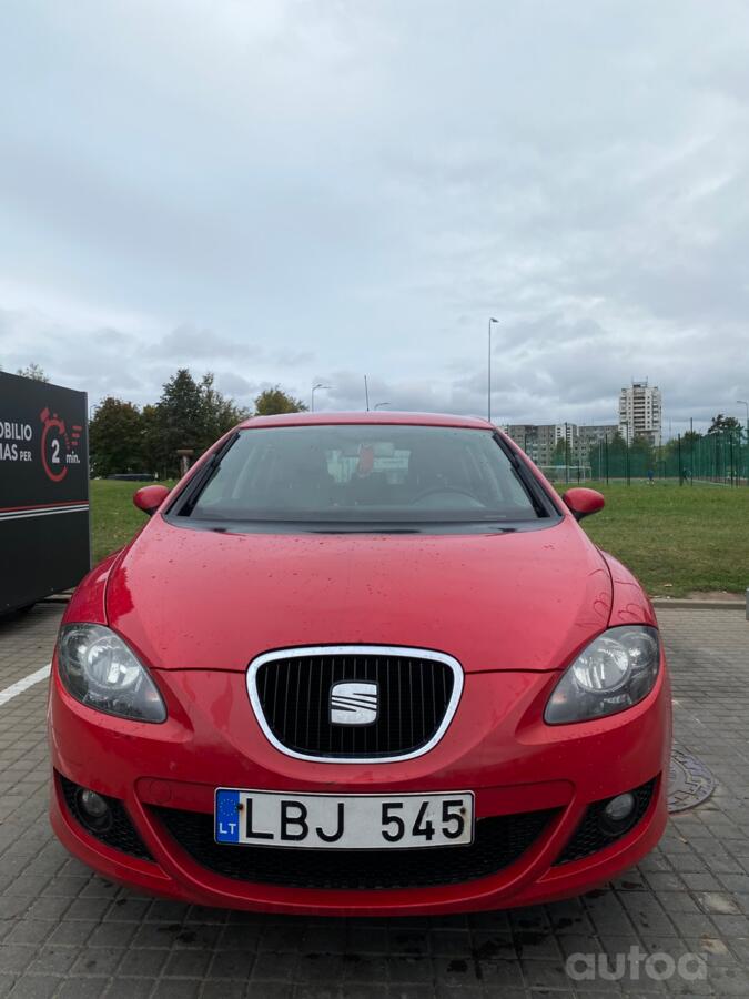 SEAT Leon 2 generation [restyling] Hatchback 5-doors