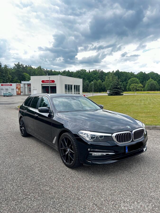 BMW 5 Series G30 Touring wagon