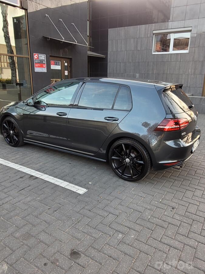 Volkswagen Golf 7 generation Hatchback 5-doors