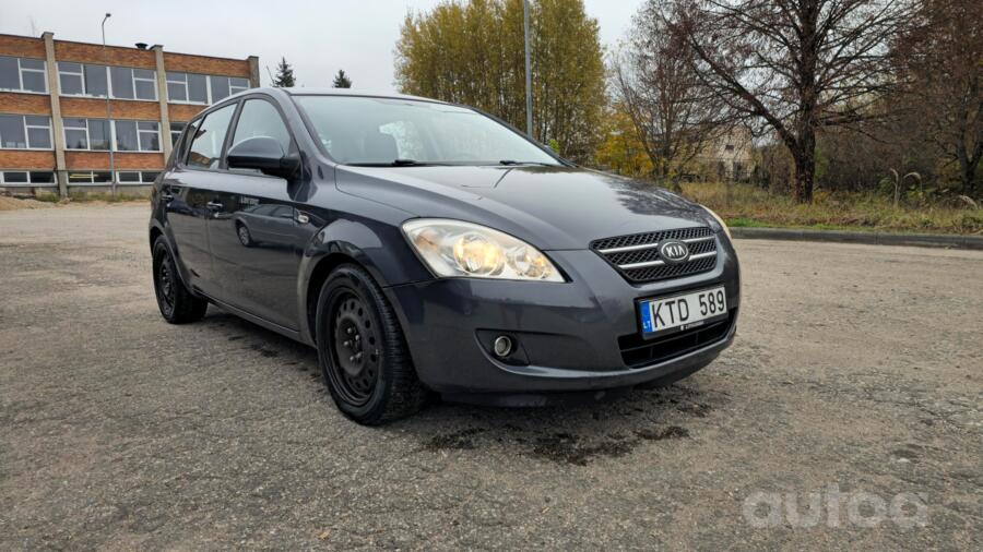Kia Cee'd 1 generation Hatchback 5-doors