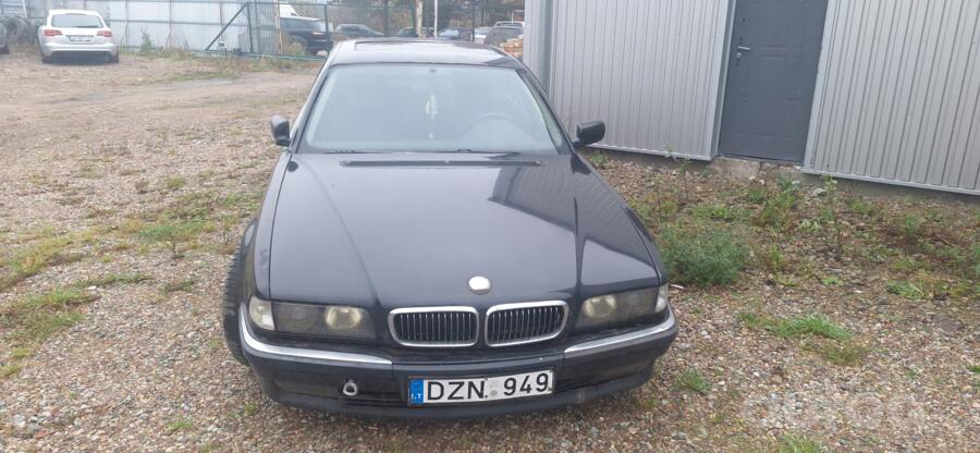 BMW 7 Series E38 Sedan