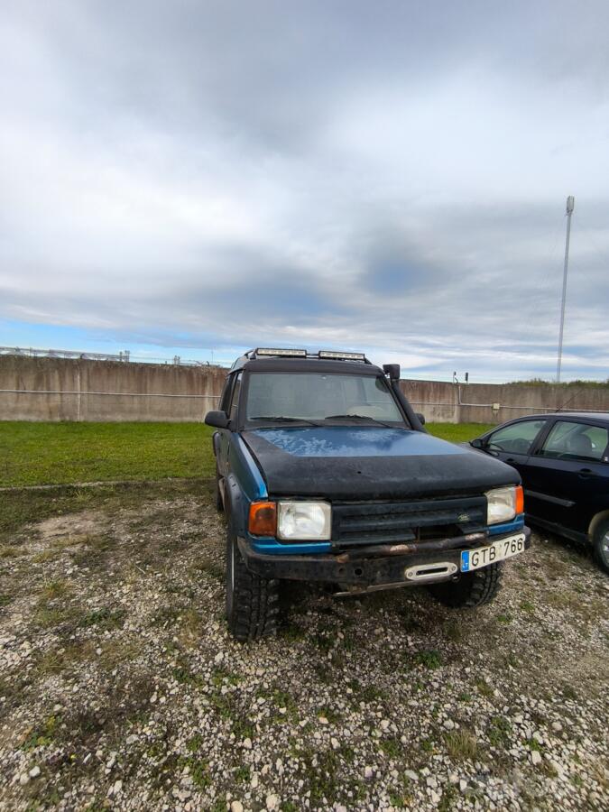 Land Rover Discovery 1 generation SUV 5-doors