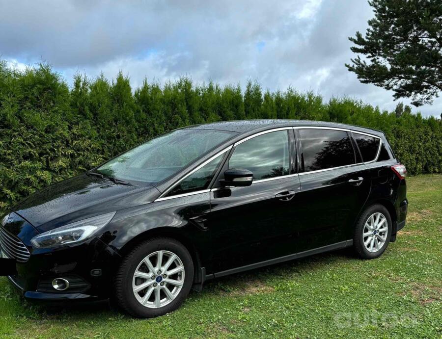 Ford S-Max