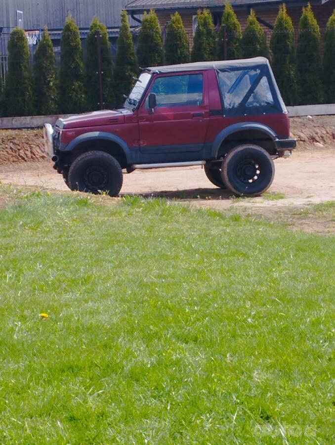 Suzuki Samurai SJ20