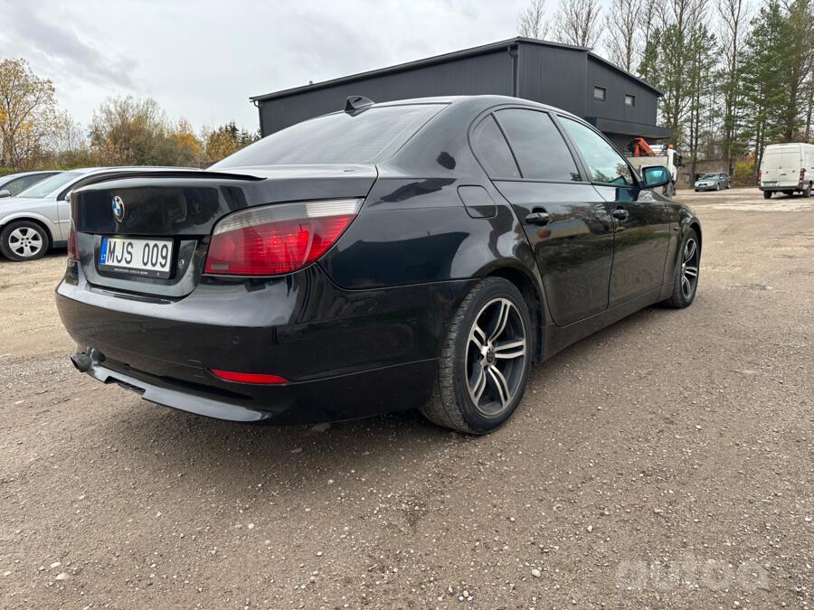 BMW 5 Series E60/E61 Sedan