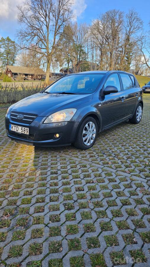 Kia Cee'd 1 generation Hatchback 5-doors