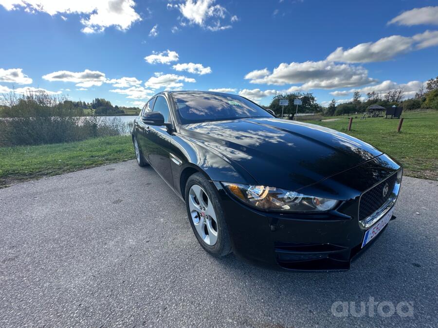 Jaguar XE 1 generation