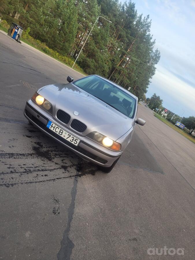 BMW 5 Series E39 Sedan 4-doors