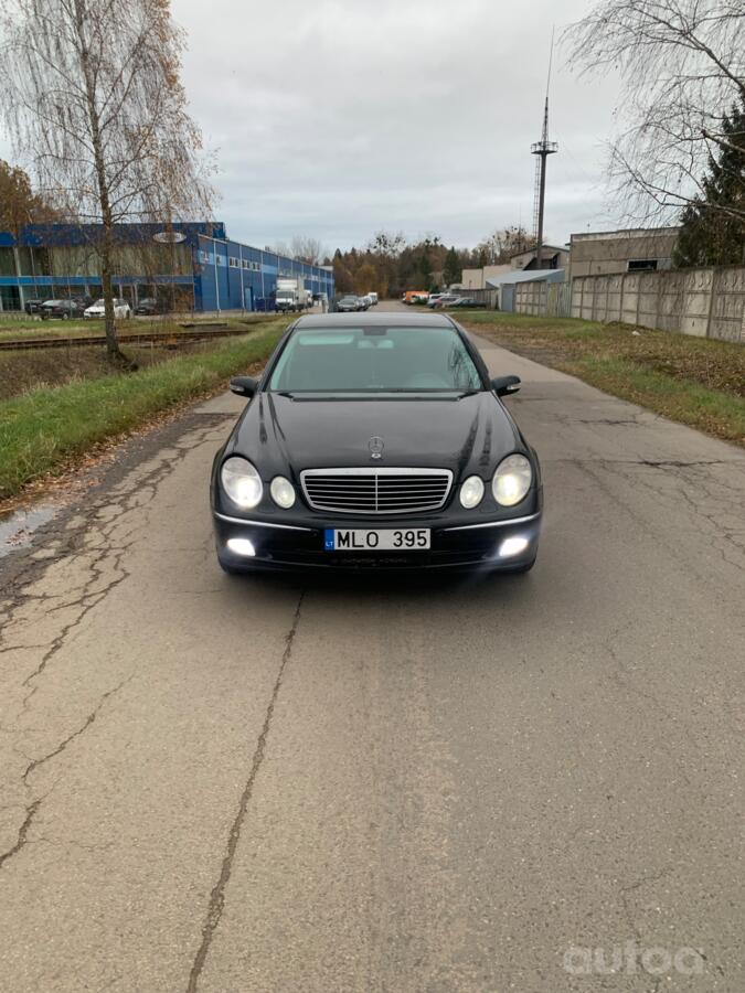 Mercedes-Benz E-Class W211 Sedan
