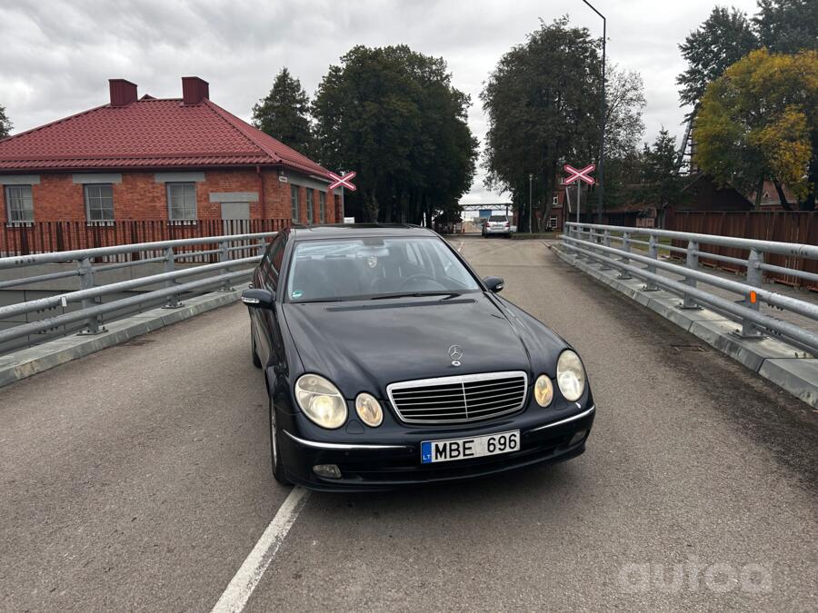 Mercedes-Benz E-Class W211/S211 Sedan 4-doors