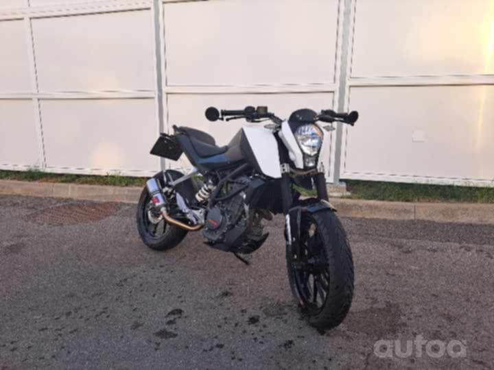 KTM Duke